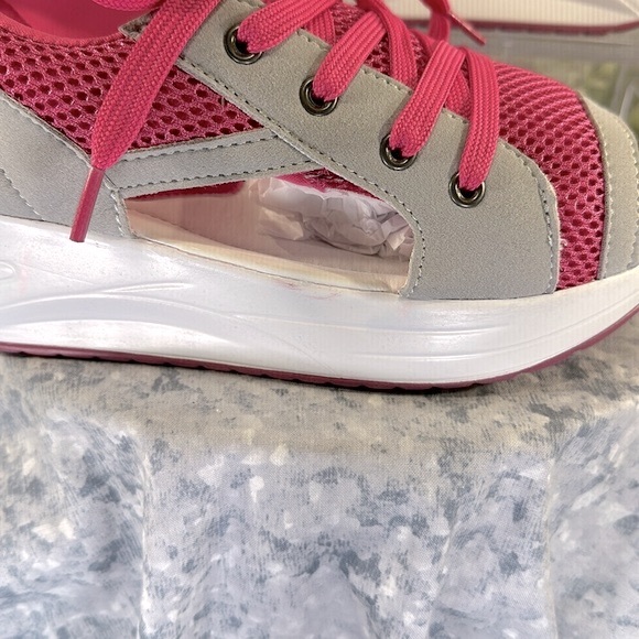 FASHION - Pink & Gray Mesh Knit Open Toe Platform Muffin Sandals WMS 7M🩷NWOT🩶 - Picture 5 of 11